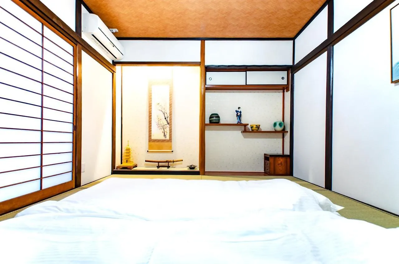 桜の宿千本 Two Rooms Two Toilets Kyoto 0*,