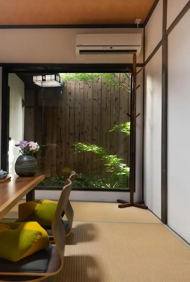 桜の宿千本 Two Rooms Two Toilets Kyoto 0*,  Japan