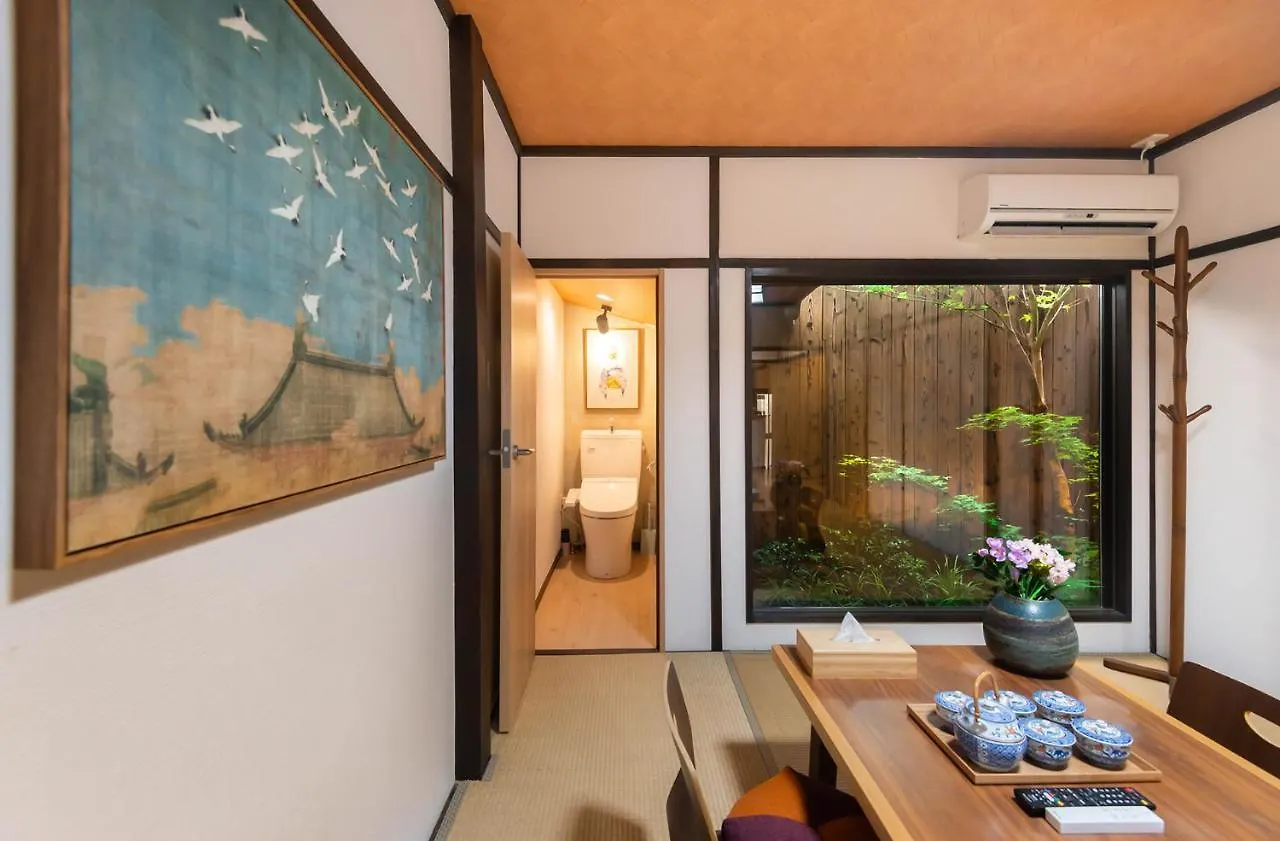 桜の宿千本 Two Rooms Two Toilets Kyōto Villa